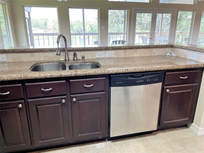 Building Photo - 20527 Rio Villa Dr