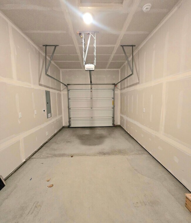 Building Photo - 3 Bed, 3.5 Bath in the New Madrona Ridge Neighborhood For Rent!