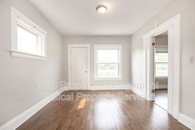 Building Photo - 4409 Bucyrus Ave