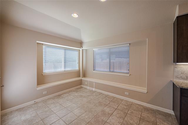 Building Photo - 1141 Kingston Ct