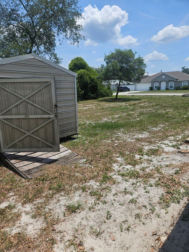 Building Photo - Charming 3 Bedroom, 1 Bath