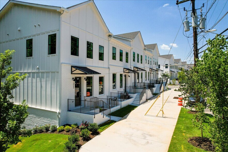 Building Photo - 2443 Sycamore Rd NW