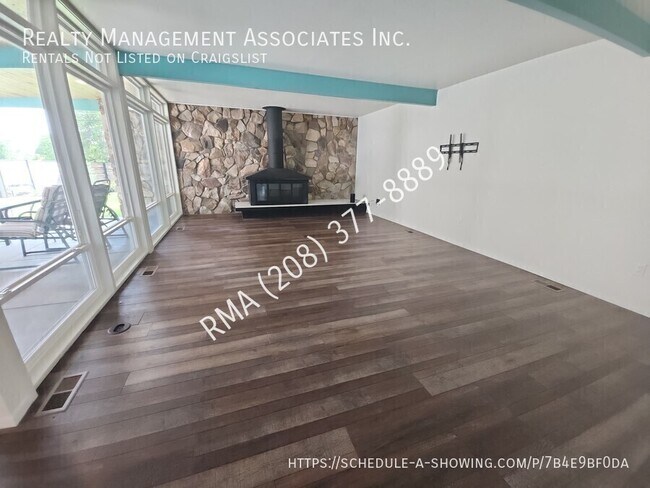 Building Photo - 37 Mesa Vista Dr