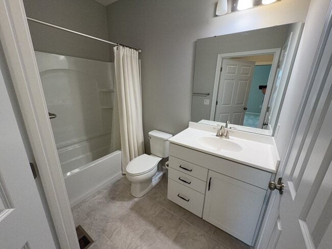 Building Photo - 4857 Osprey Pointe Dr