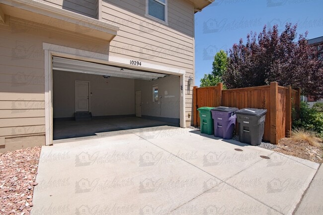 Building Photo - 10294 E 59th Ave