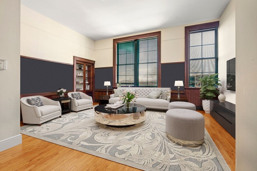 Interior Photo - The Varnum