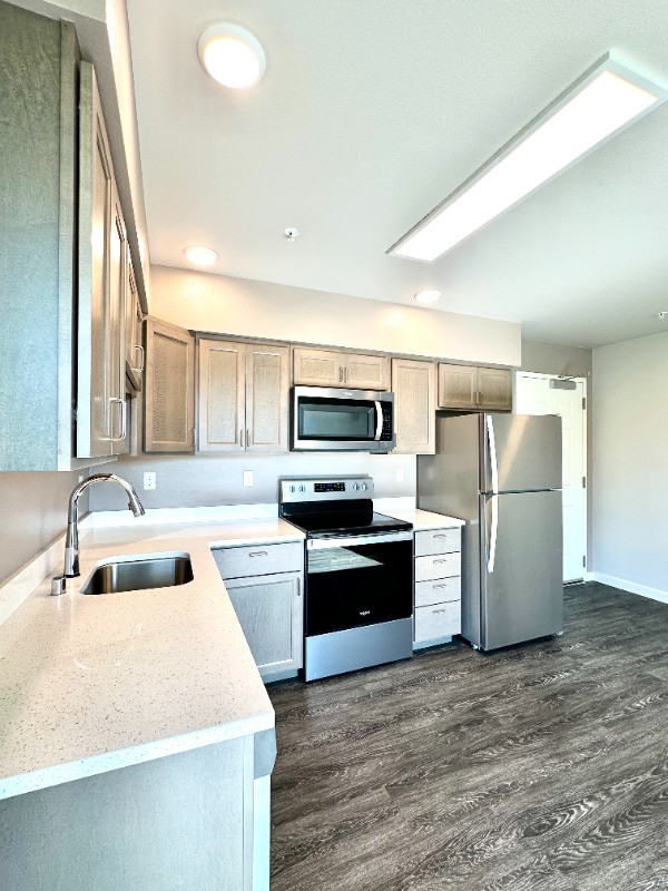 Building Photo - 1925 S I St