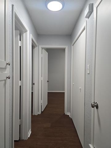 Building Photo - 5821 Fair Wind St