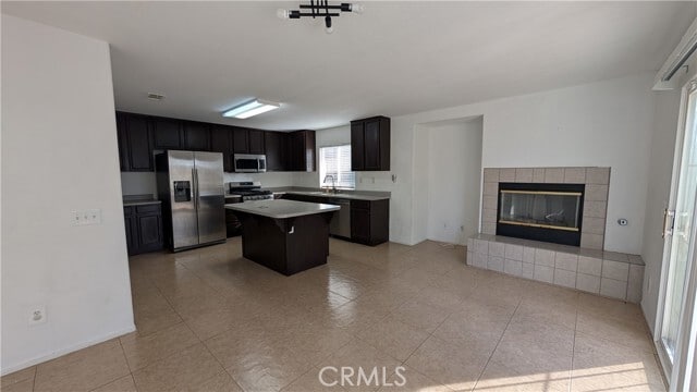 Building Photo - 1679 Stoneside Dr