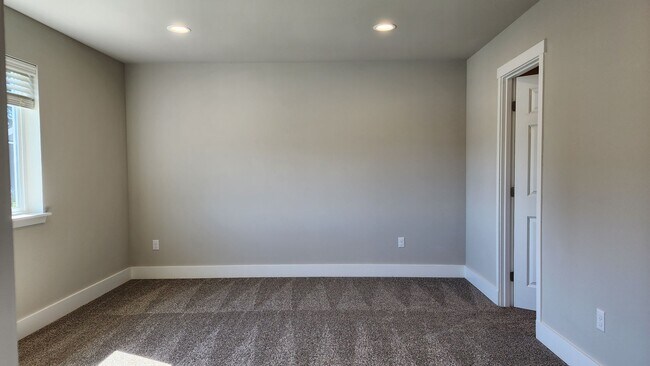 Building Photo - Yelm Creek Estates, New Construction 4 Bed...