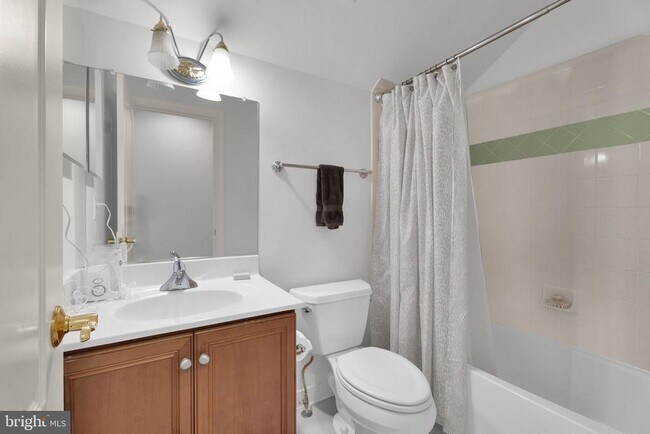 Building Photo - 92 Washington St