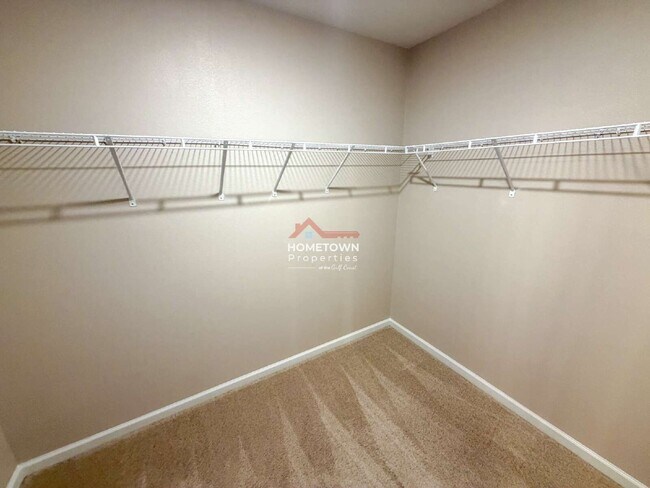 Building Photo - 7305 Lakeside Oak Ct