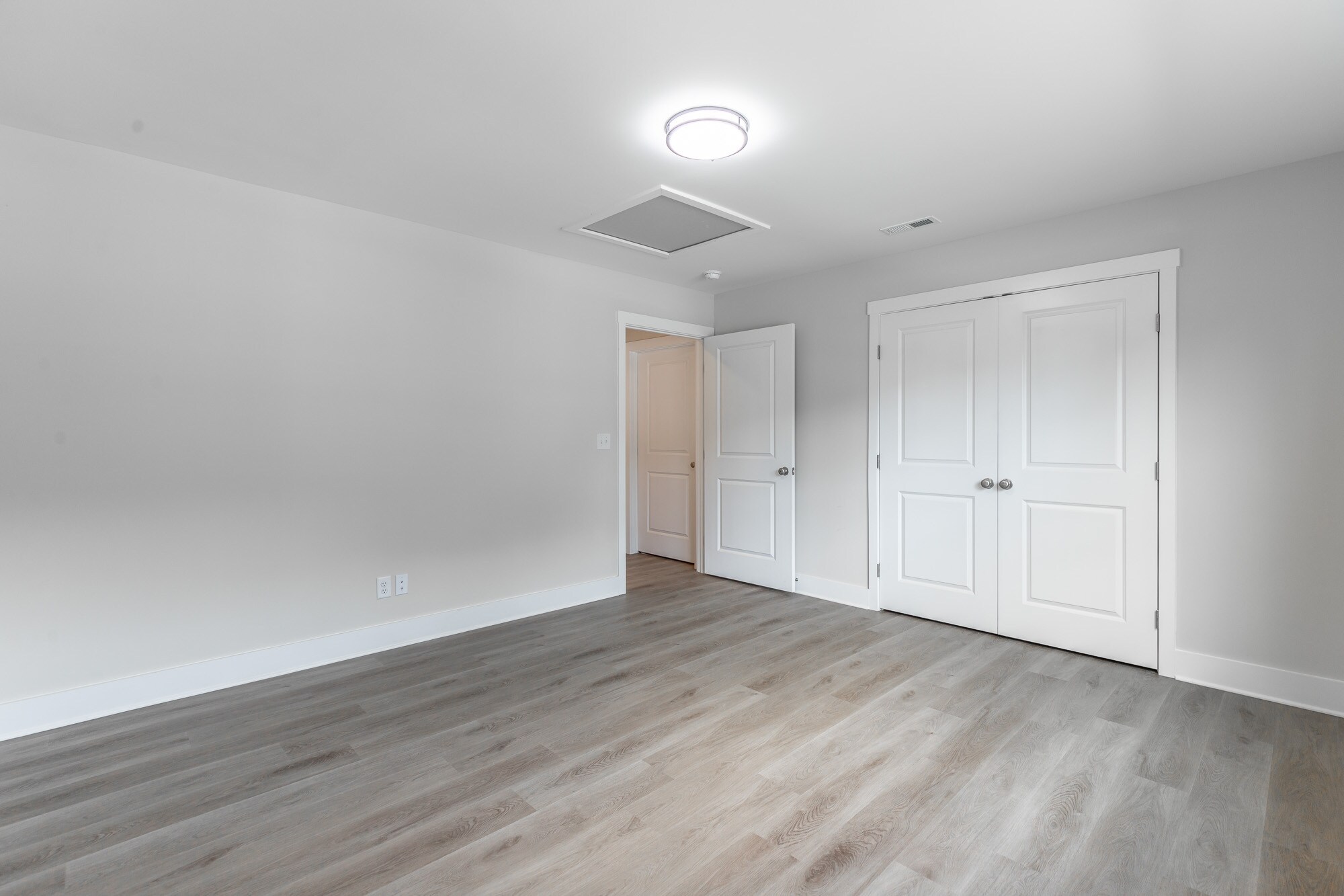 Building Photo - 4659 Heiskell Dr