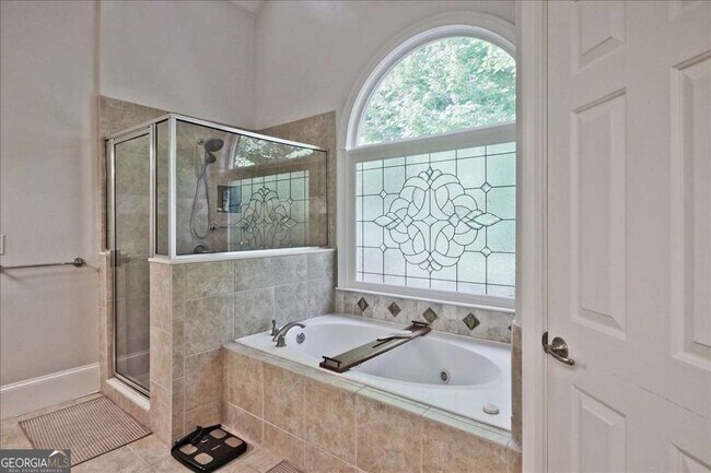 Building Photo - 6245 Spalding Dr