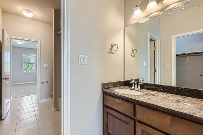 Building Photo - 4109 Vinalopo Dr