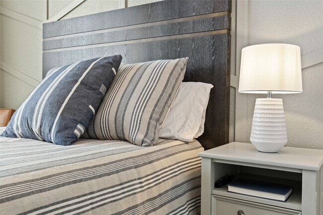 Building Photo - 9426 Oakheath Canyon Ct