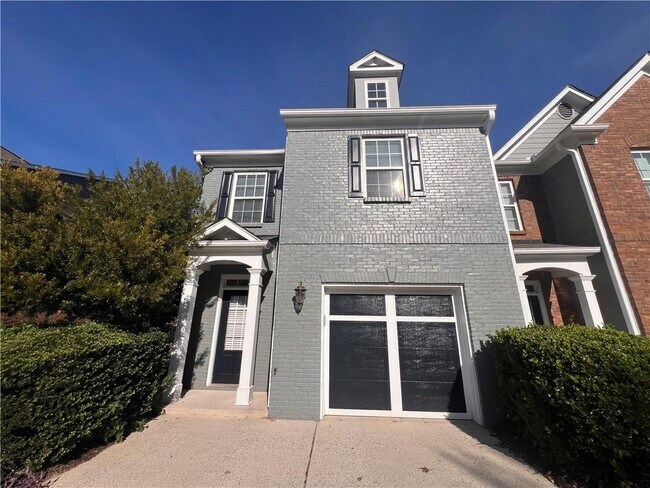 Building Photo - 4957 Sherwood Way