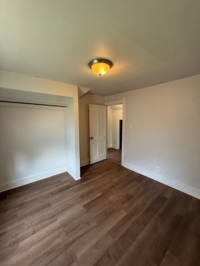 Building Photo - SECTION 8 and EDEN Accepted!! Newly Renovated 3BR Gem – 1.5 Baths!!