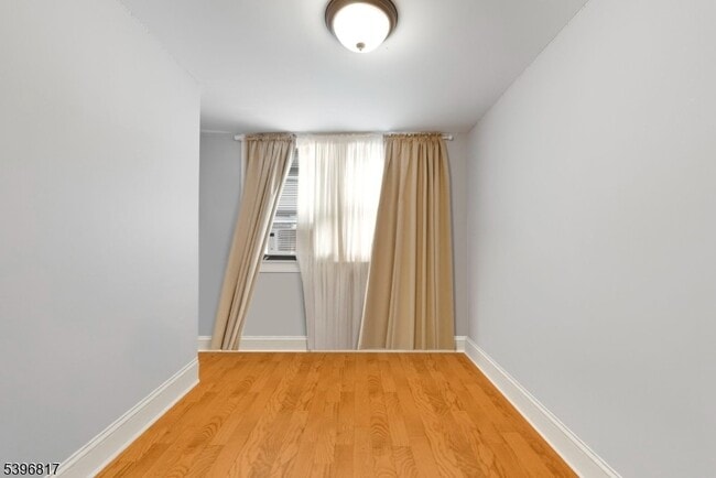 Building Photo - 76 Lafayette Ave