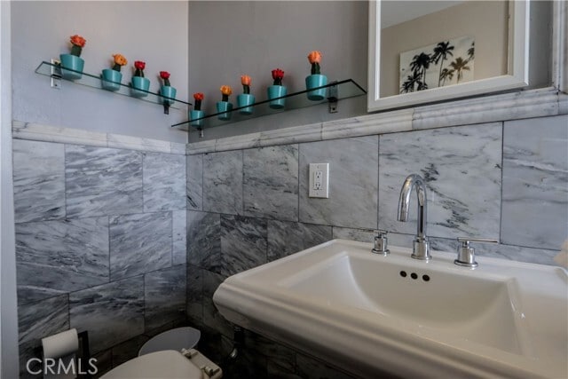 Building Photo - 800 E Ocean Blvd