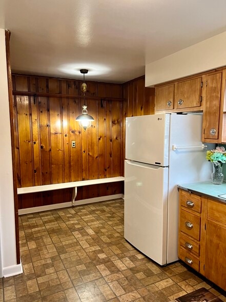 Building Photo - 479 Park Ave