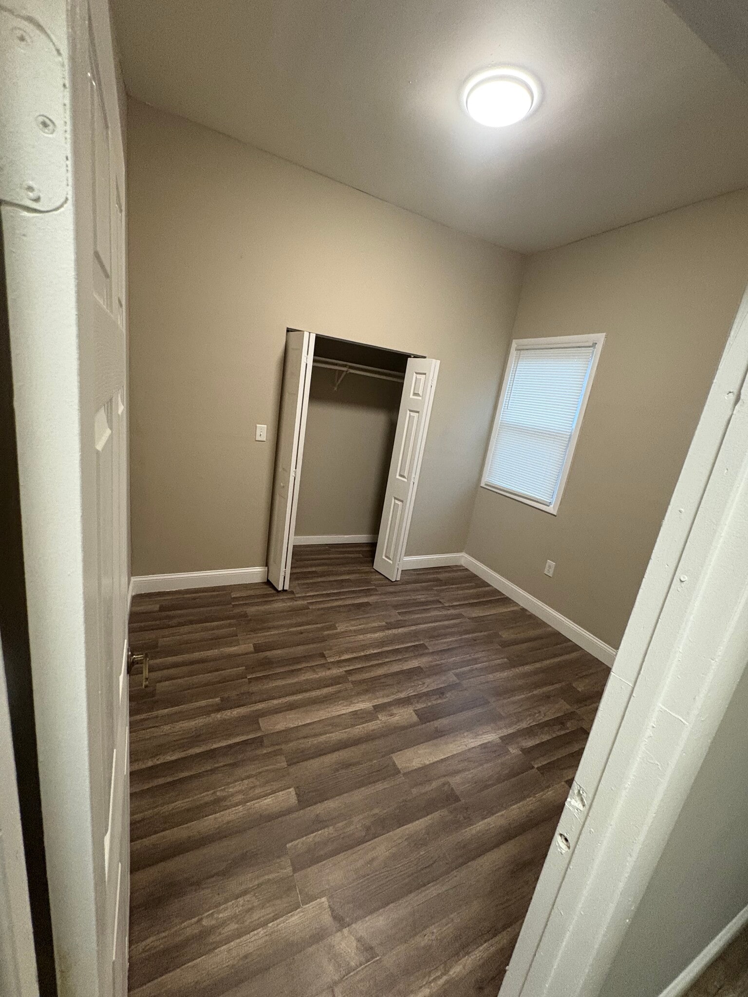 Building Photo - 15 John St