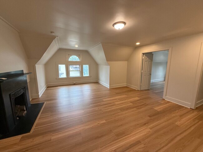 Primary Photo - 3700 Brighton Rd