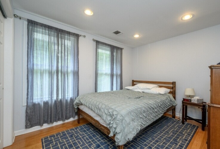Bedroom #1 - 12 Lansing Pl