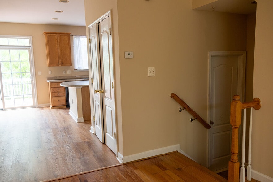 View from dining to kitchen area - 23312 Brewers Tavern Way