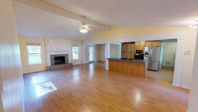 Building Photo - 802 N Juniper St