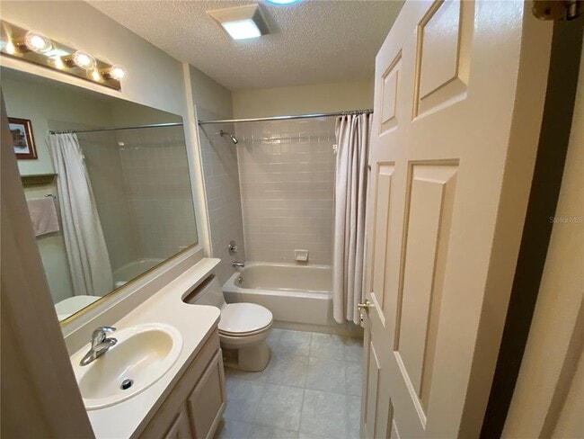 Building Photo - 1115 Del Toro Dr