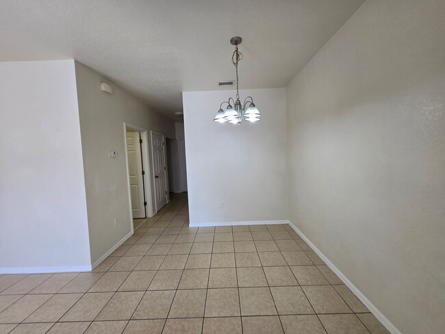 Building Photo - 2/2 Eagle Trace
