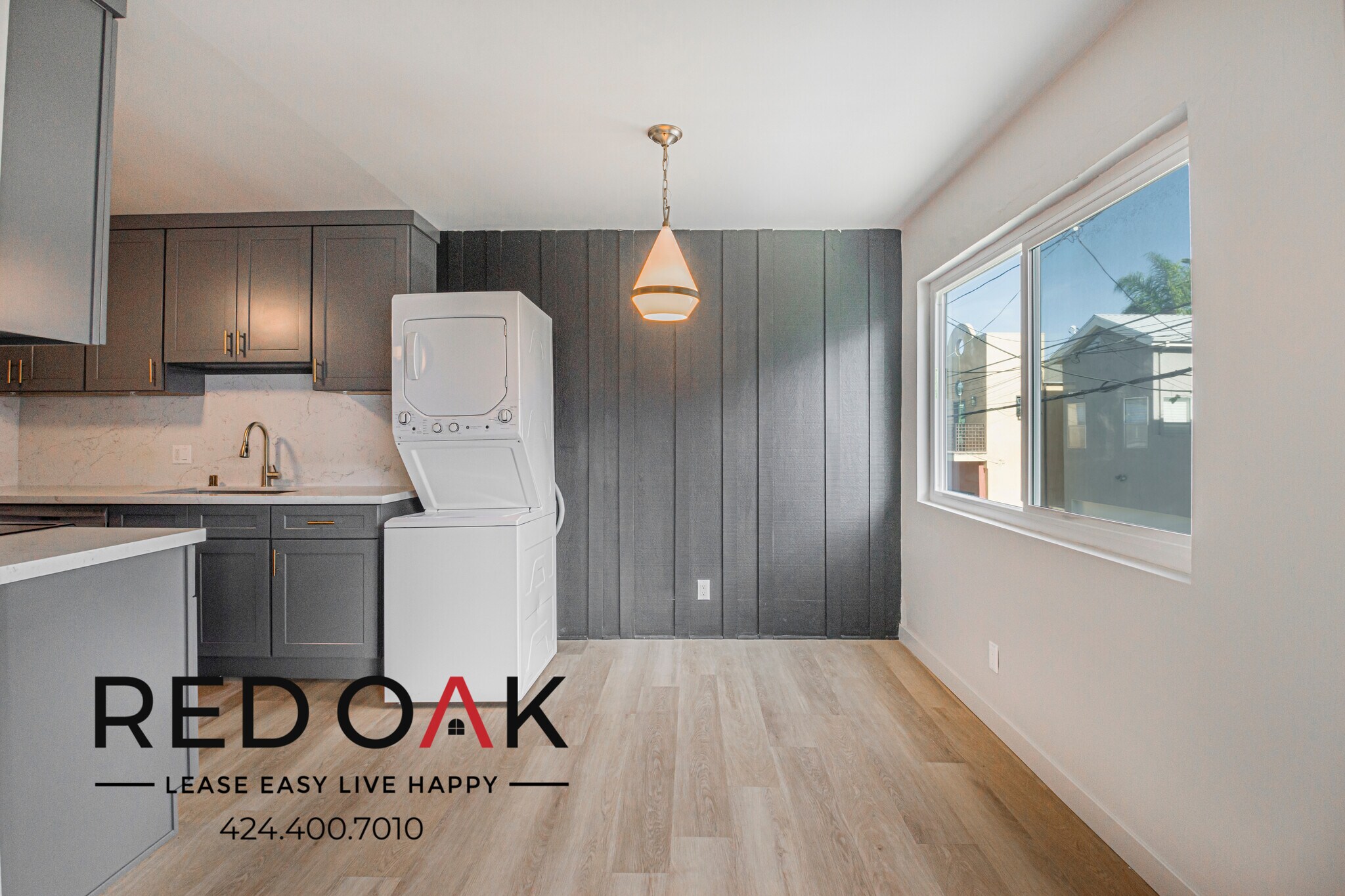 Building Photo - 426 S Venice Blvd