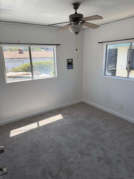 Building Photo - 314 N Ave 54