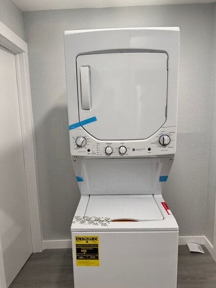 Building Photo - 3012 Ybor St