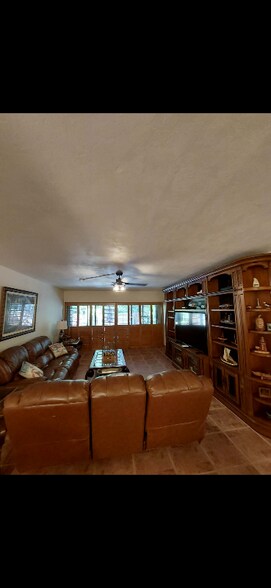 Building Photo - 87200 Overseas Hwy