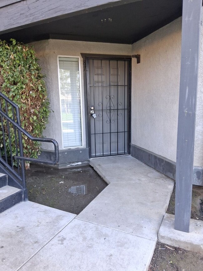 Building Photo - Great Condo for Rent!