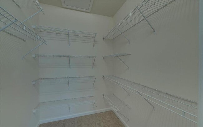 Building Photo - 6218 Azalea Way