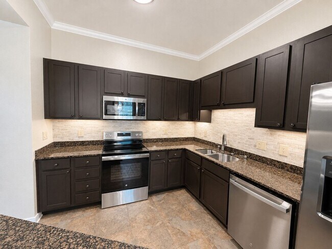 Building Photo - 3/3 Condo - Gulf Shores