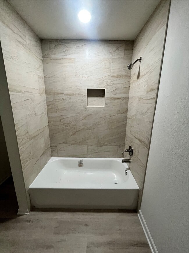 Building Photo - 6606 Anderson St