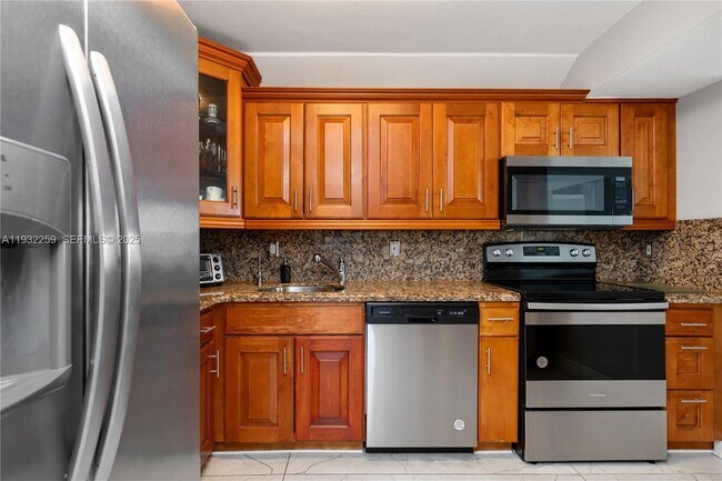 Building Photo - 2401 S Ocean Dr