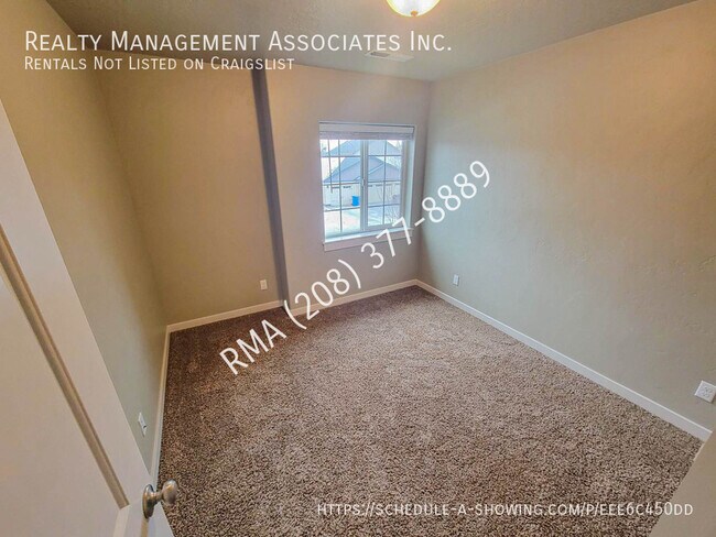 Building Photo - 11250 Race St