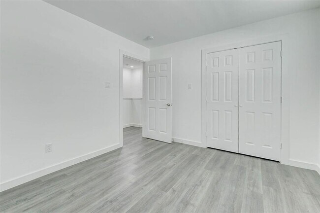 Building Photo - 8218 Bigwood St