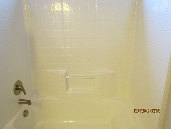 Building Photo - Beautiful 3 bed 2 bath in the popular Paramount community