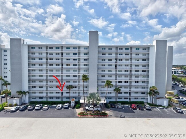 Building Photo - 3224 S Ocean Blvd