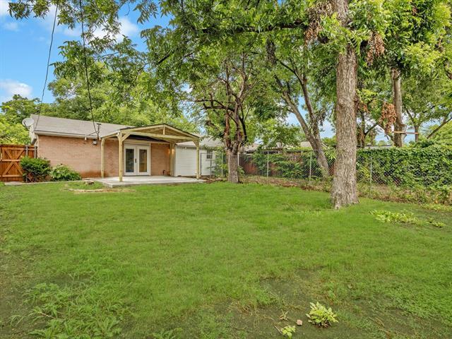 Building Photo - 1224 Meadowcrest Dr