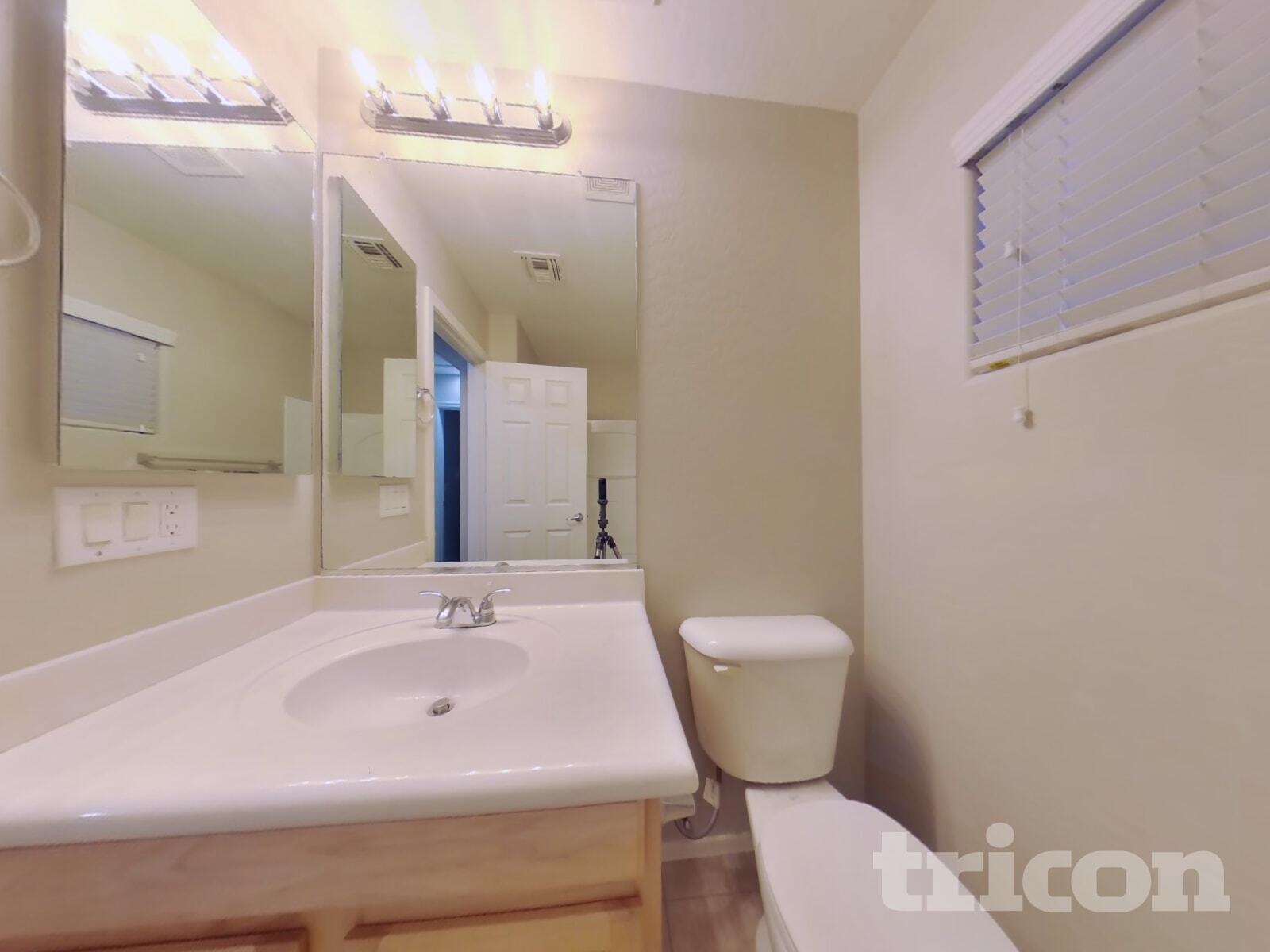 Building Photo - 10268 W Sands Dr