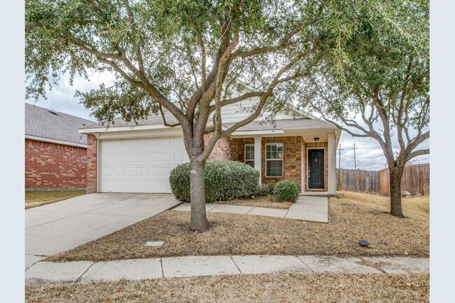 Building Photo - 1202 Angelina Dr