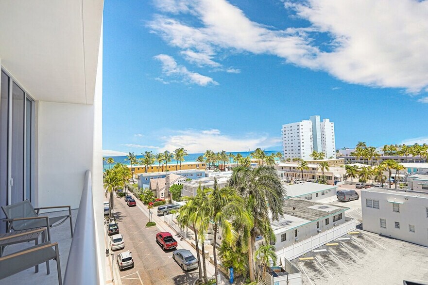 Building Photo - 777 N Ocean Dr