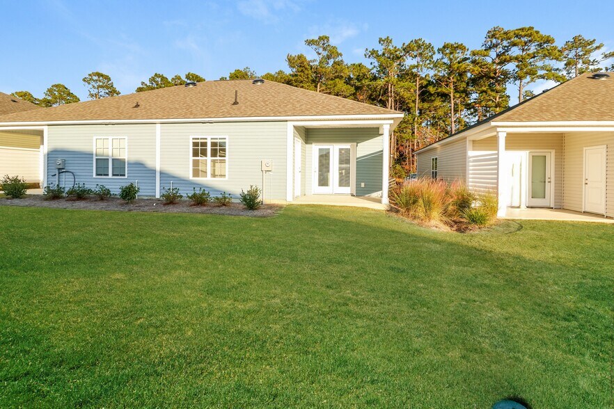 Building Photo - 64 Highland Forest Cir